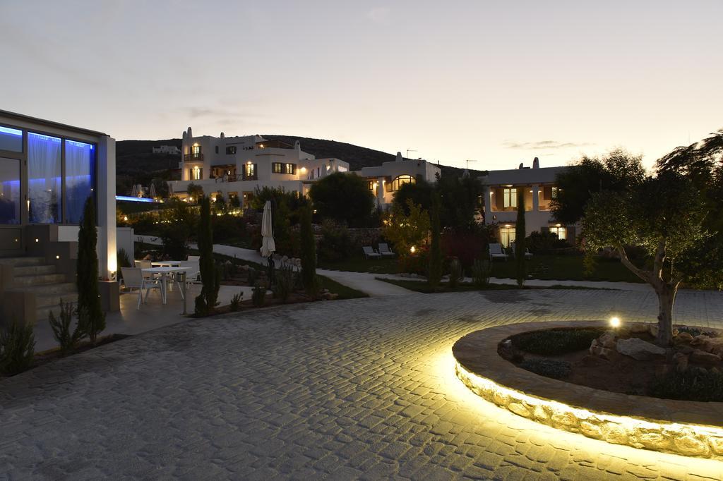 Naoussa Hills Boutique Resort- Adults Only Paro Esterno foto